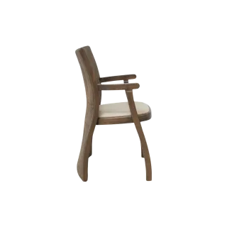 Takhta Design By Studio Hendro Hadinata