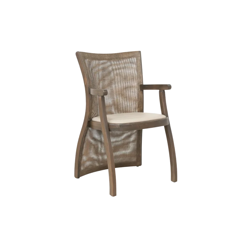 Takhta Design By Studio Hendro Hadinata